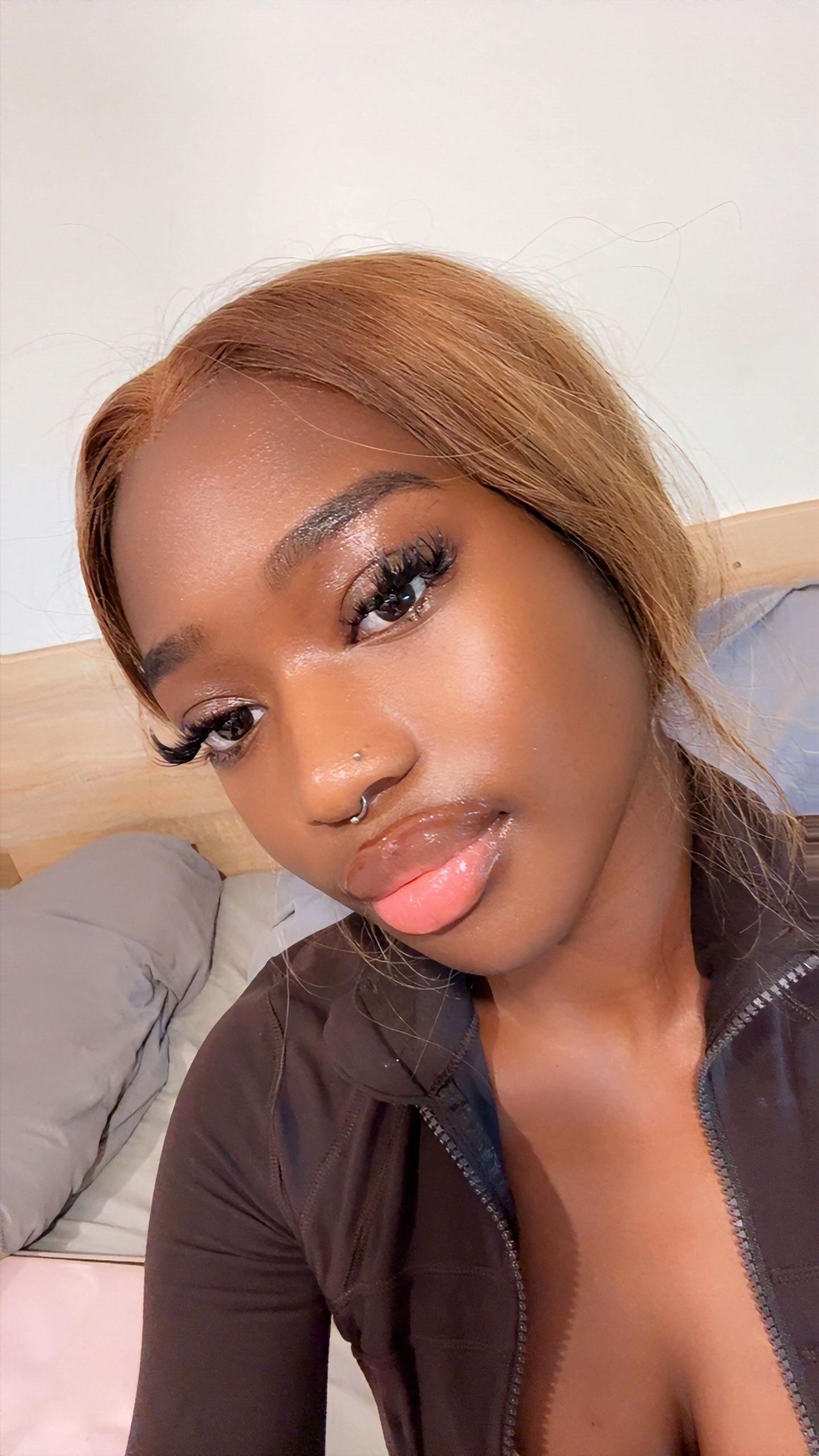 @chanelleakua