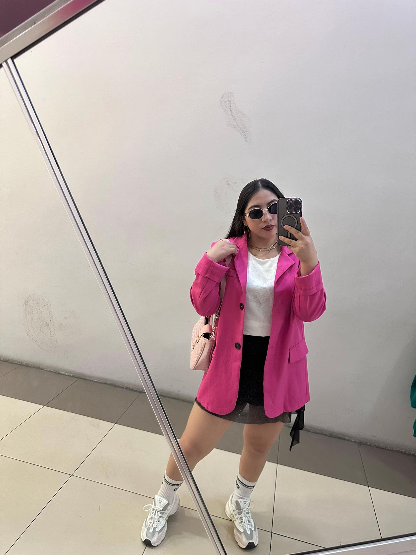 @N O E M I 🍒