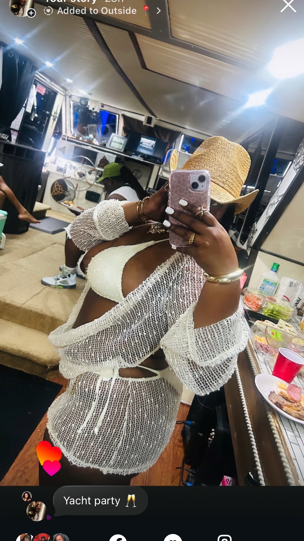 @TyDoesHair | DFW Hairstylist