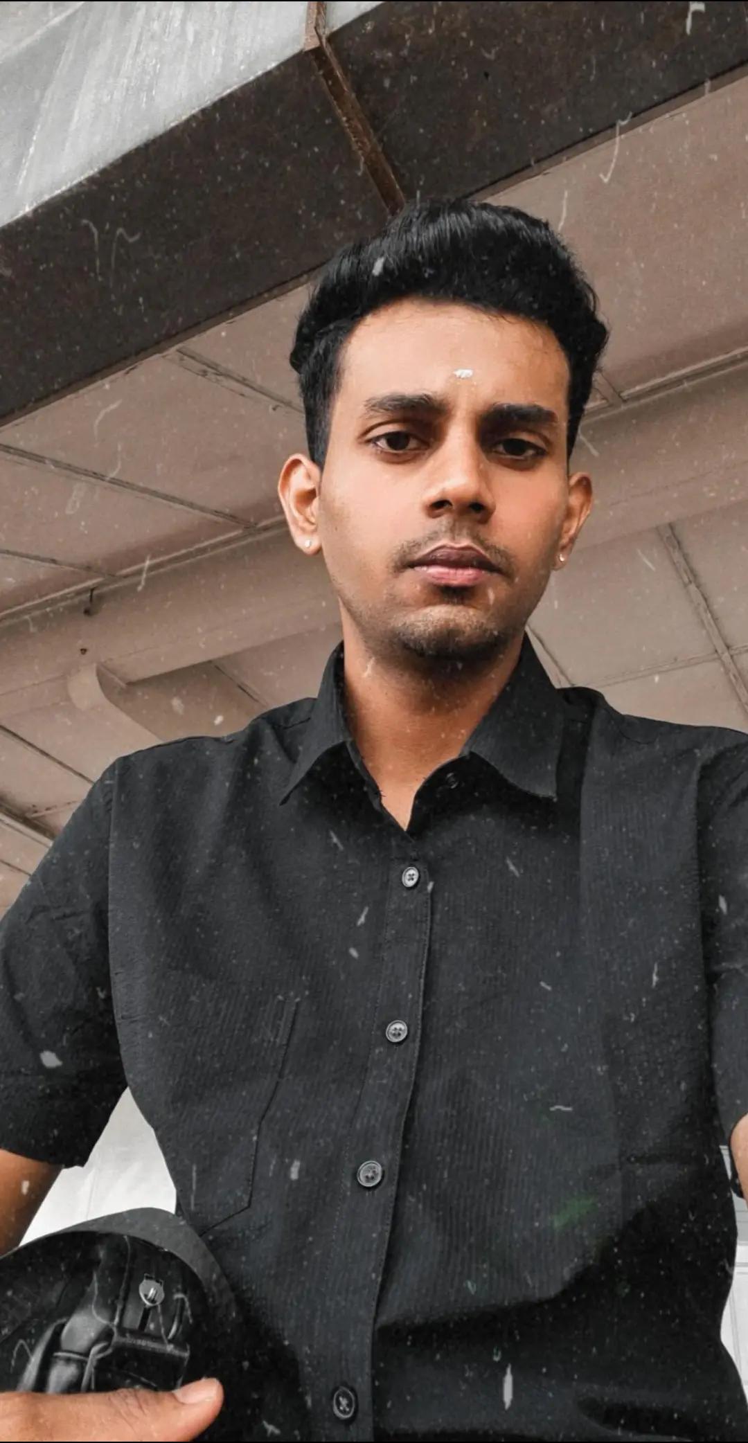@Nareshh Naidu__🤍.