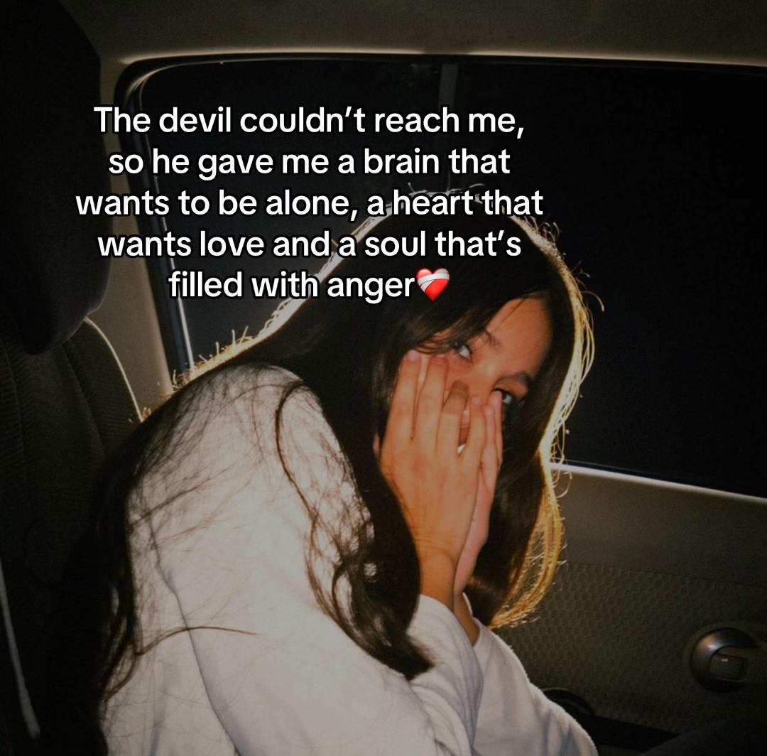 @𝓧ő💋ྀིྀི