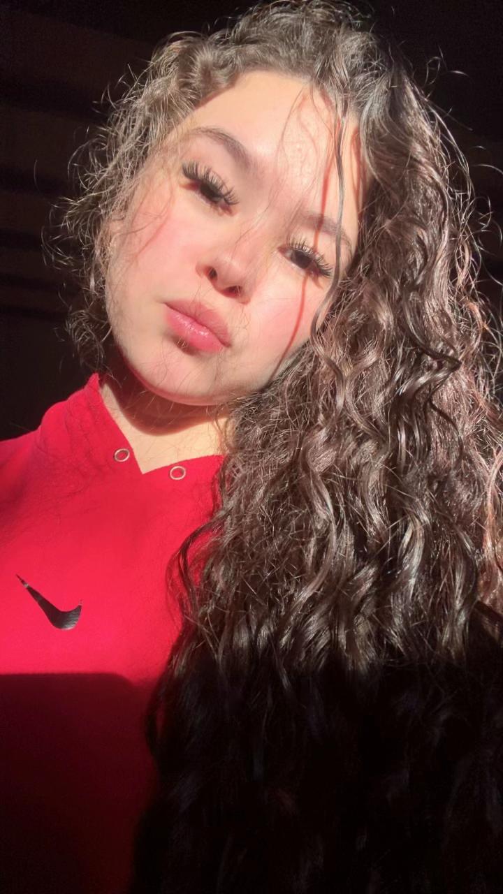 @andrea.