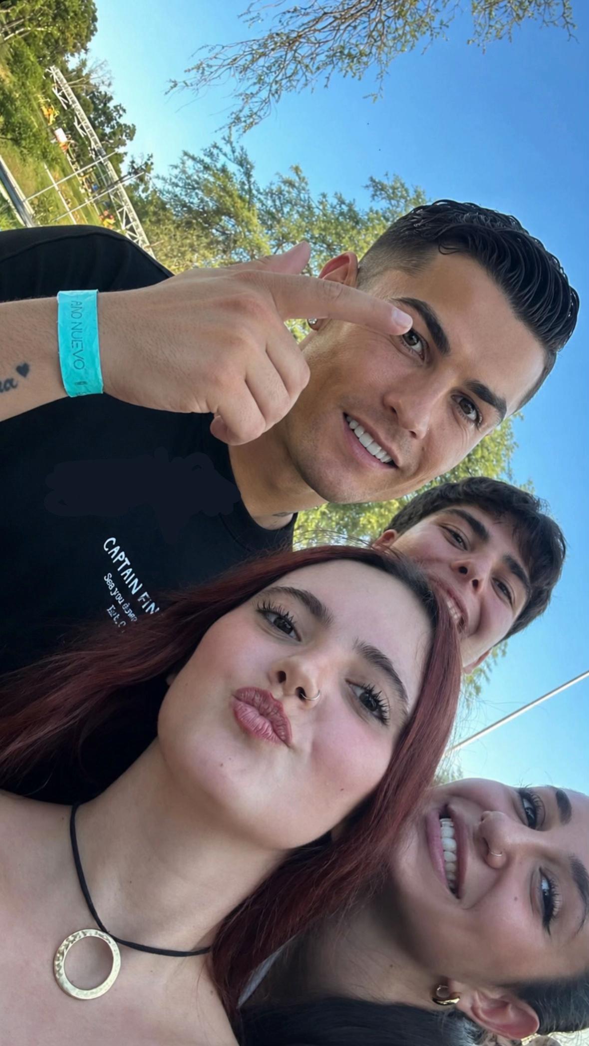 @Tizii
