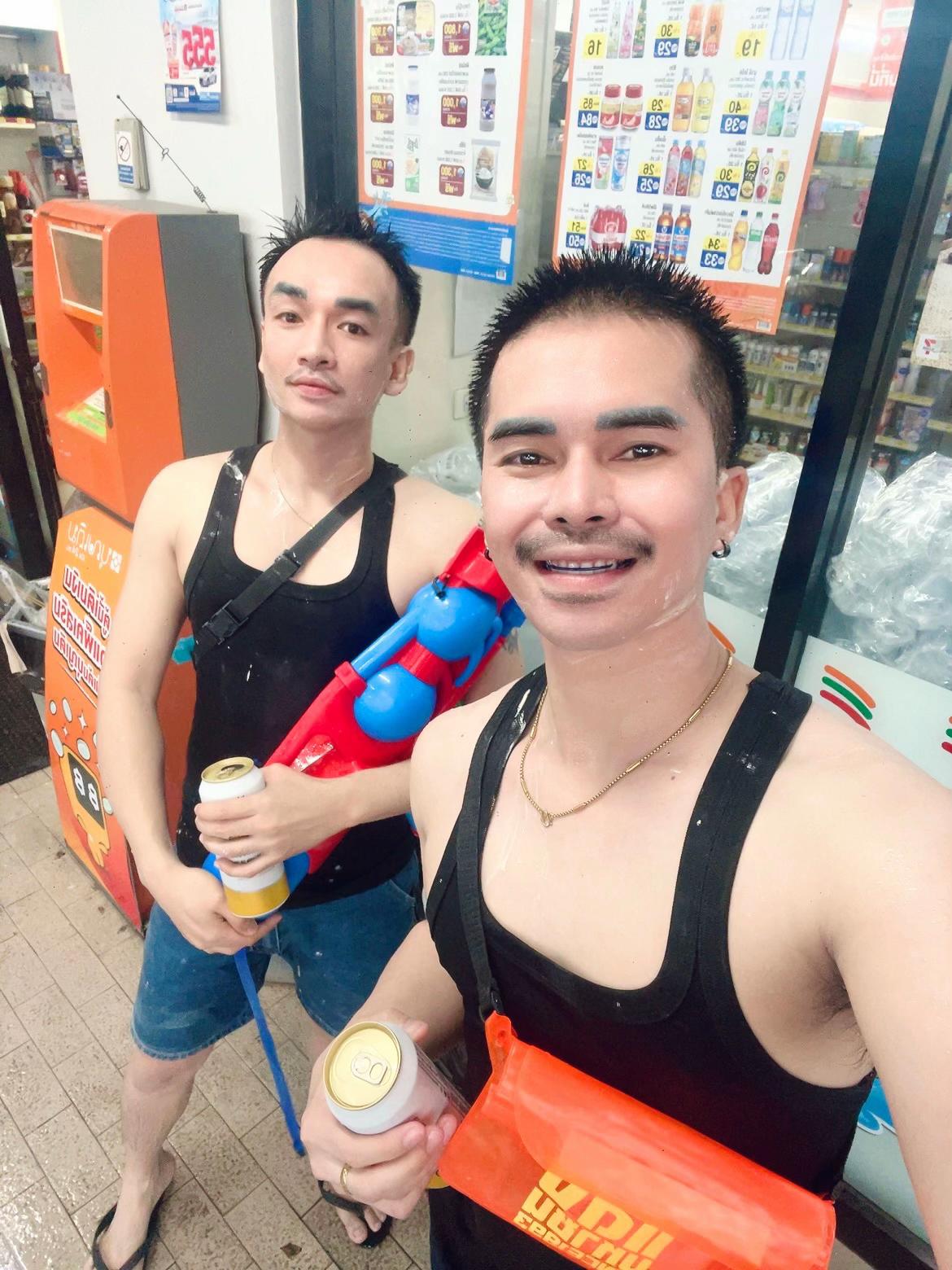 @TT✌️