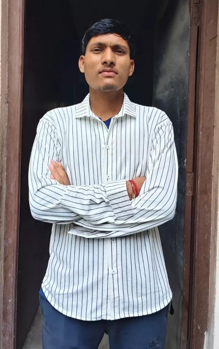 @🏏Rajnish sah no 81 🏏