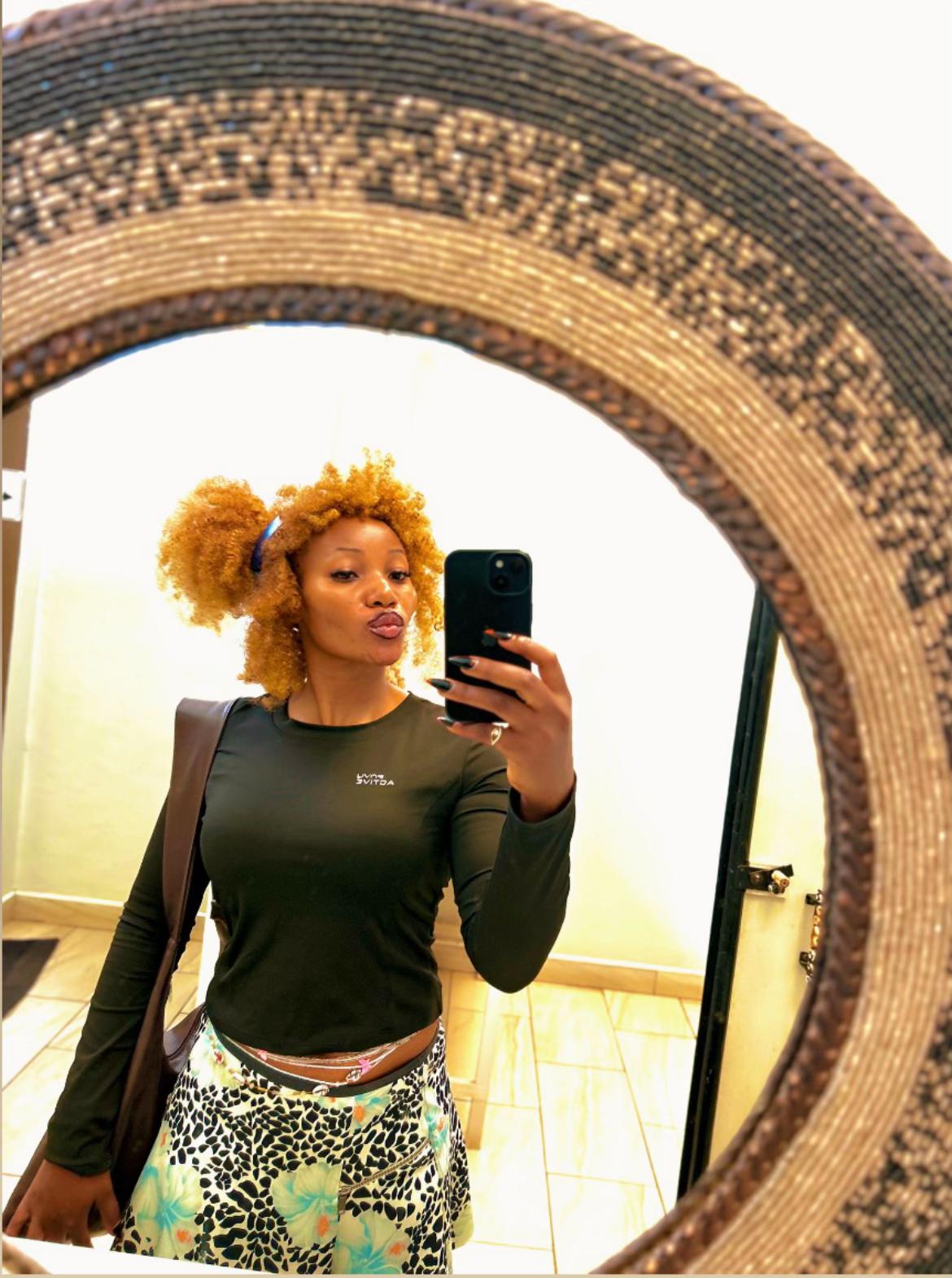 @The Frog 🐸 pose Queen 🧘🏽♀️