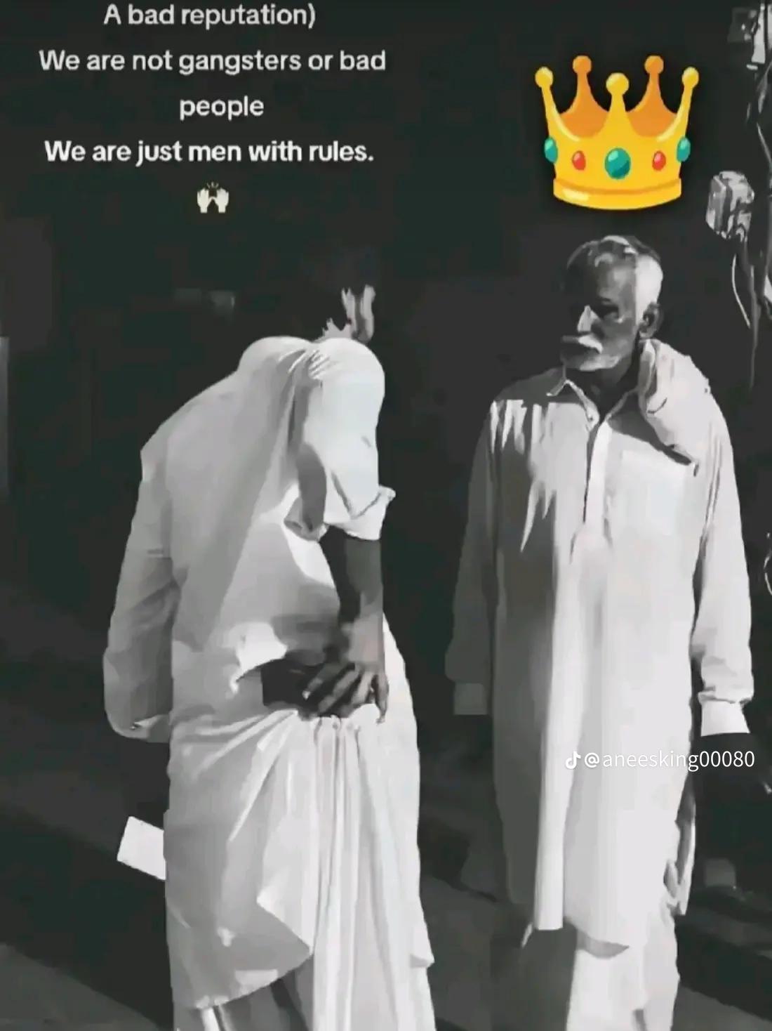 @کنگ نازک 🙌🖤