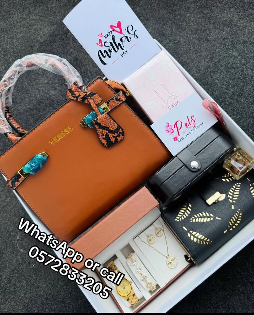@QualityDressesHouse