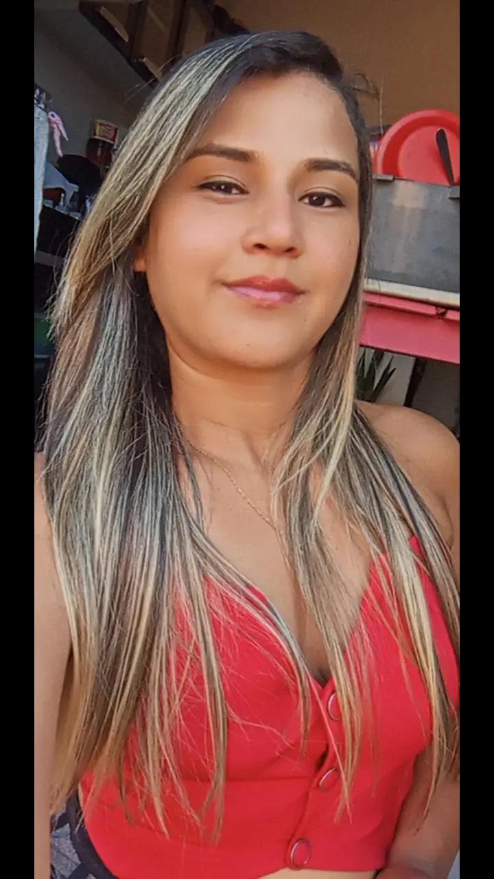 @Tha&iacute;s Silva