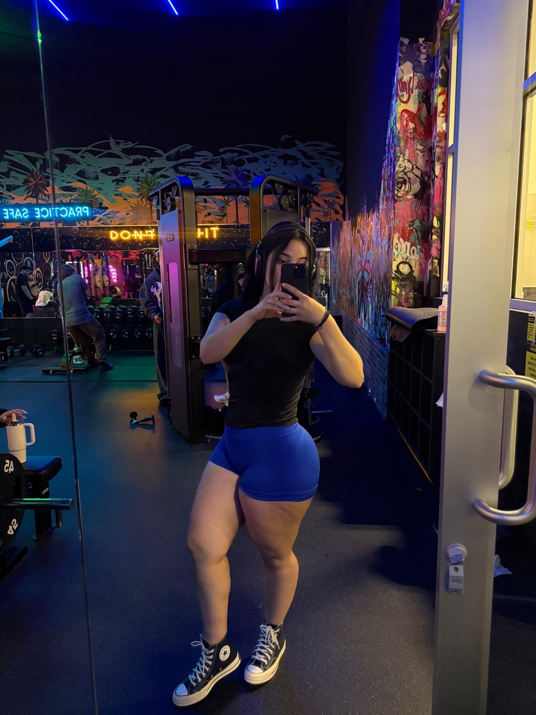 @reinakenia