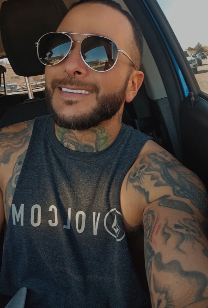 @shorttattooguy