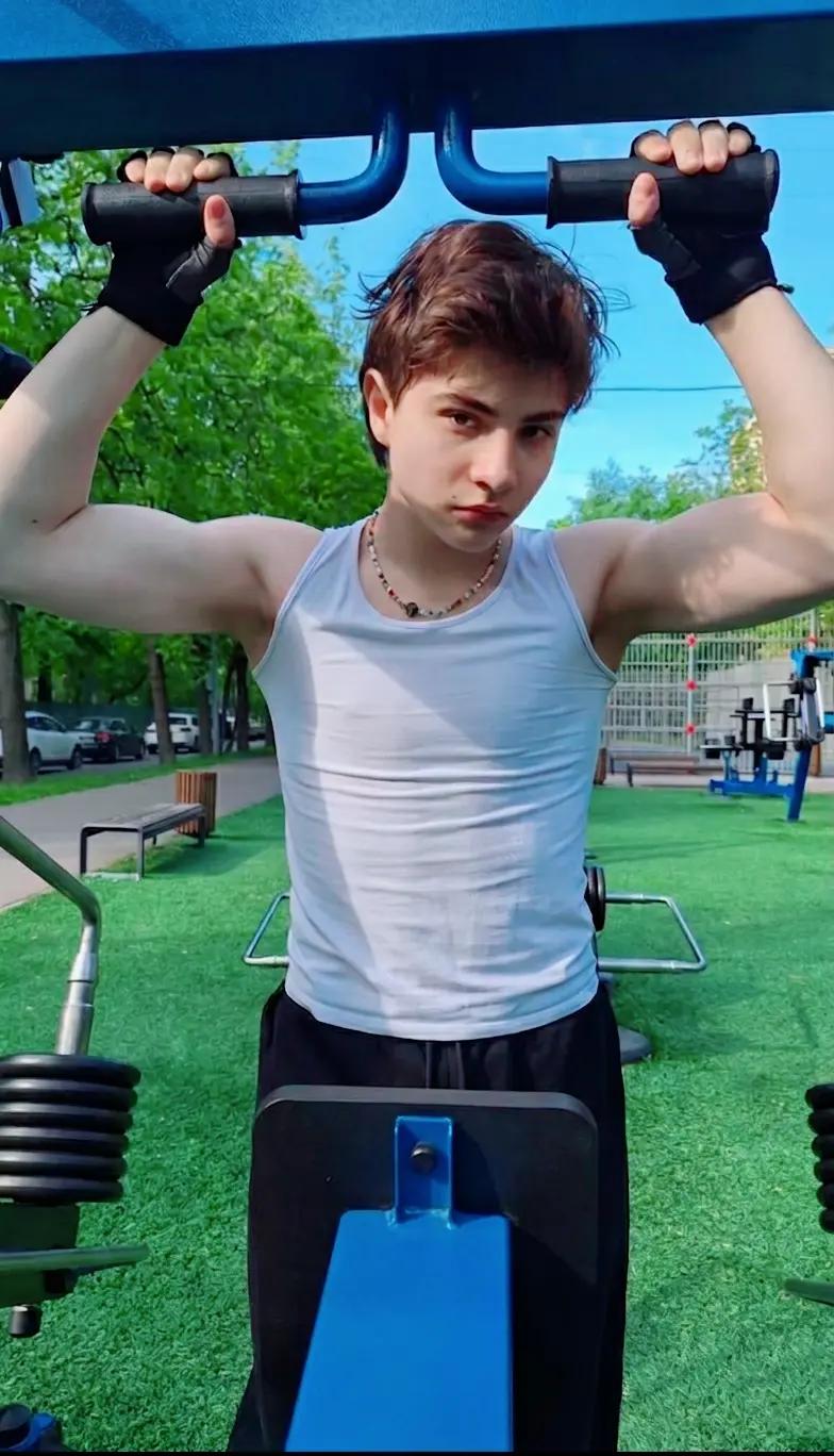 @EgoR_ScHwaRLis_1