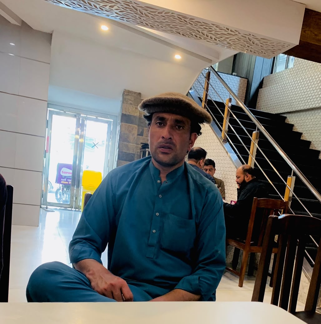 @abuzaradil812
