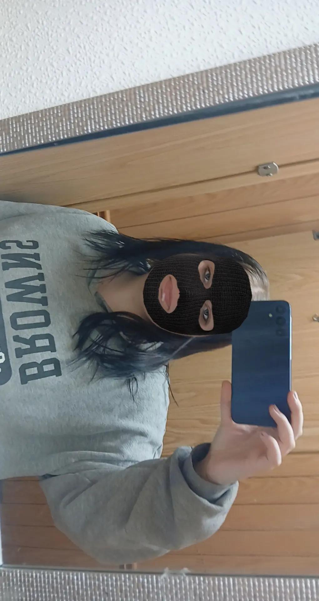 @taytay