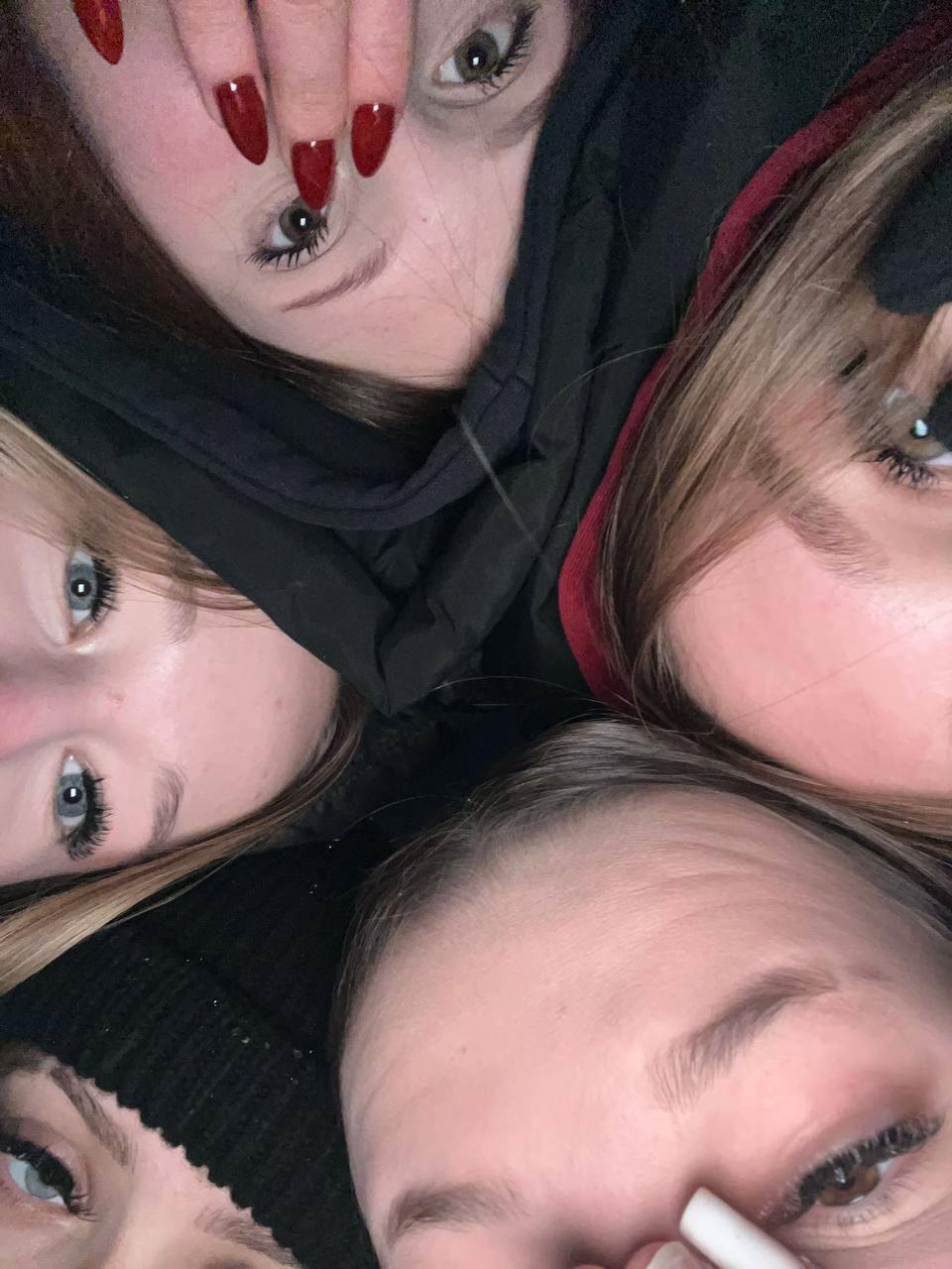 @Poliiinaaa