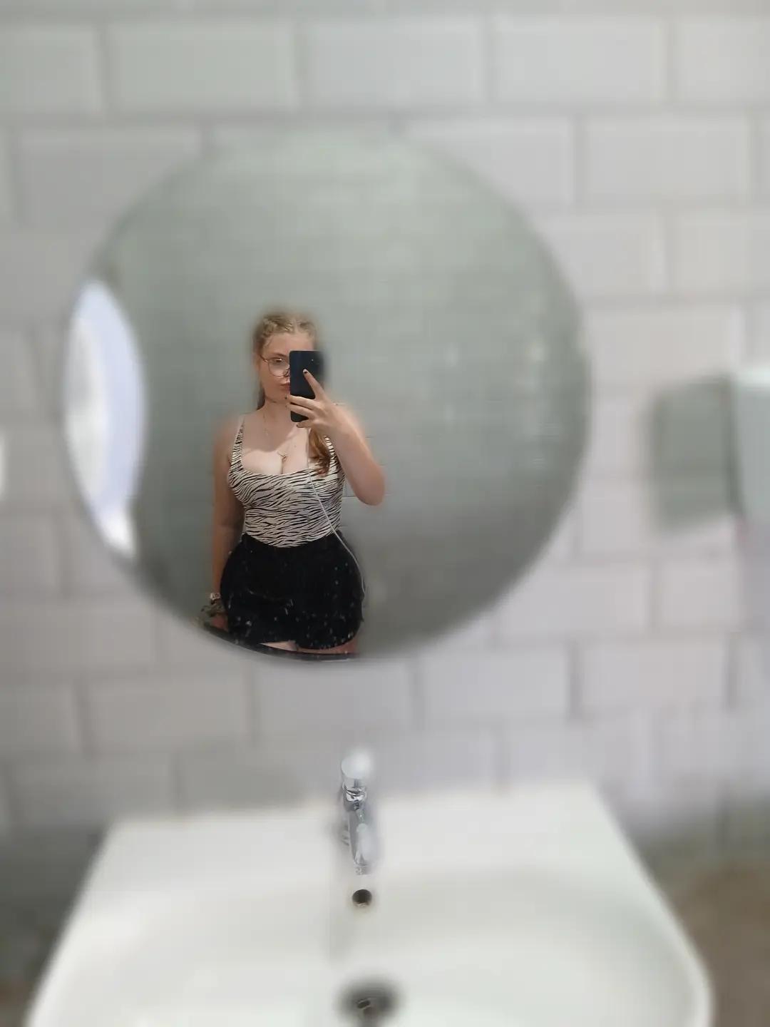 @qx.eliza