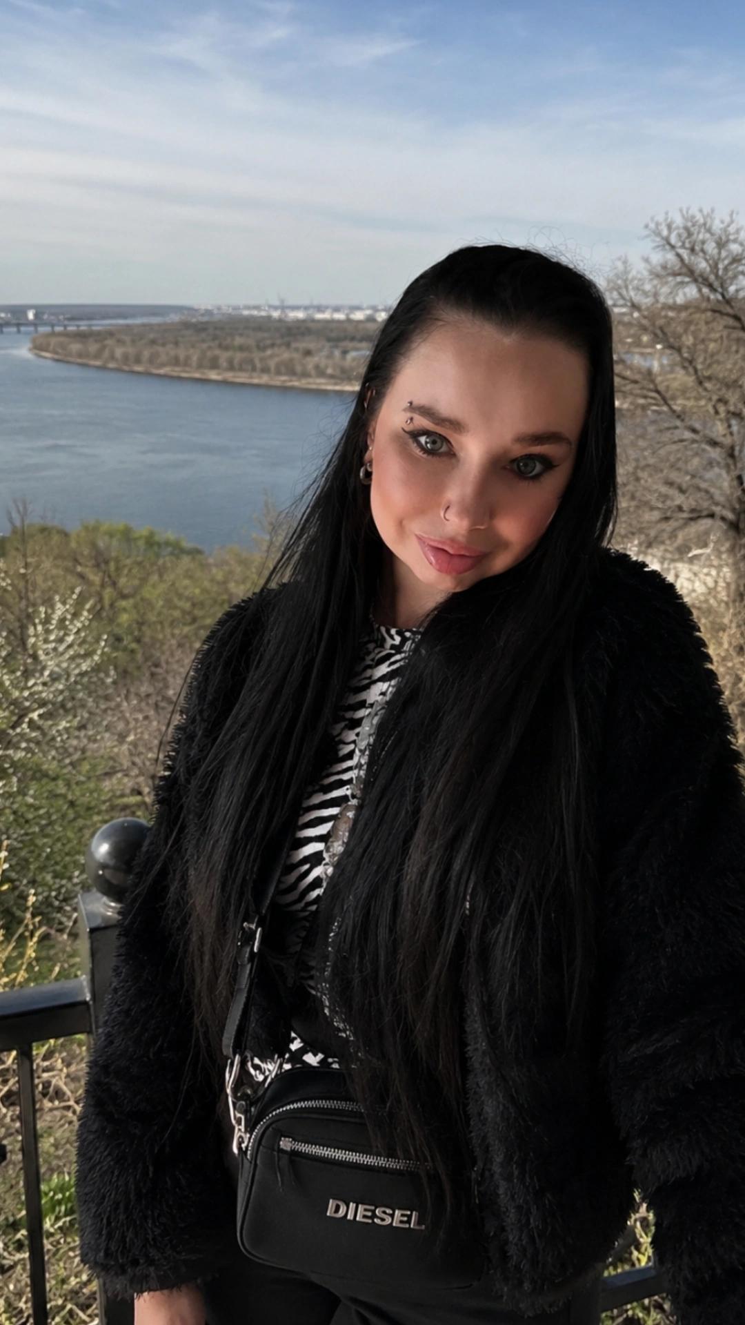 @Юлія