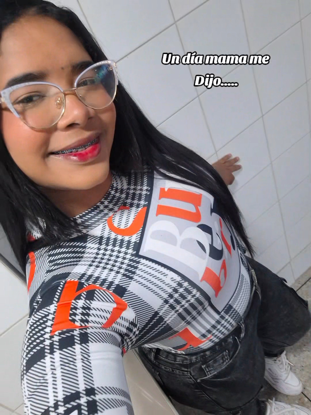 @👸Y