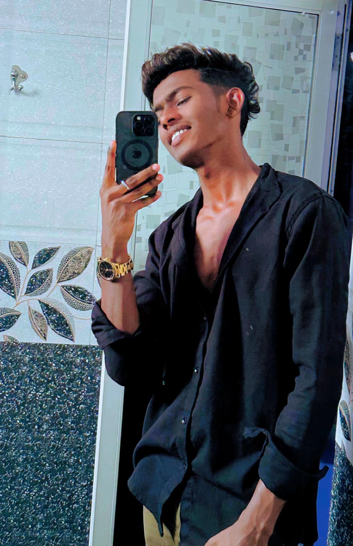 @Namiya 🍒🤍🕊️"