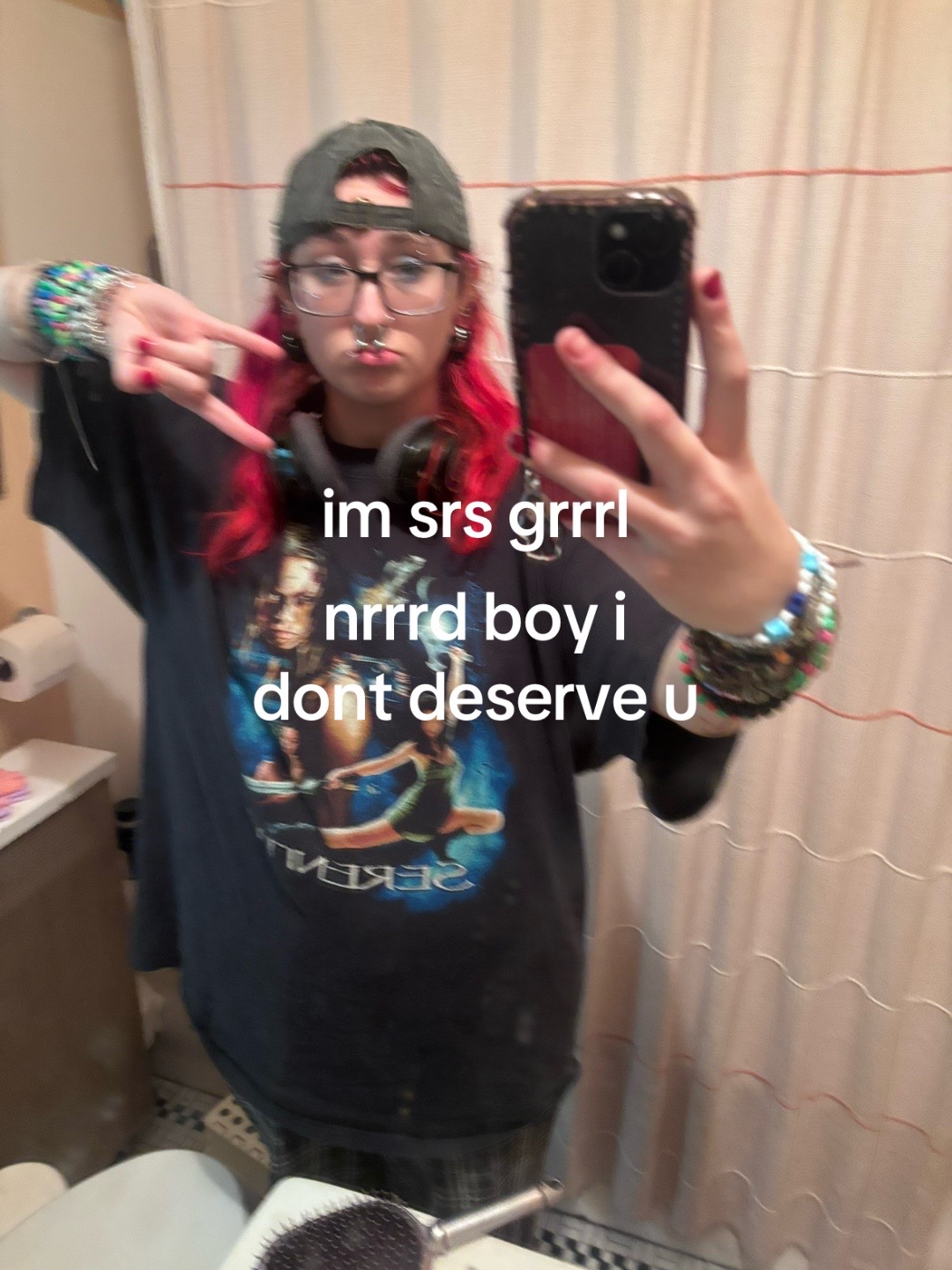 @armless.cum.circle