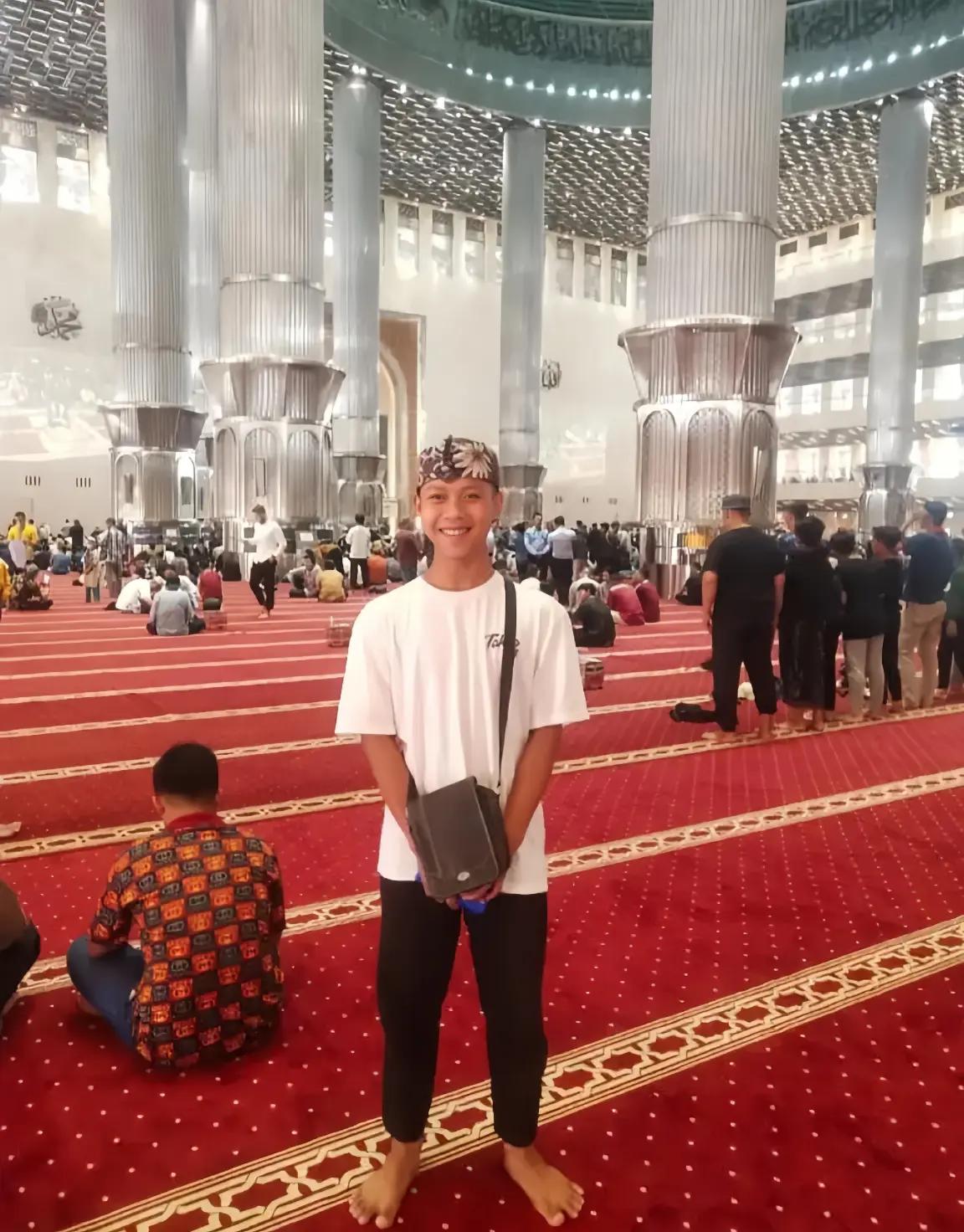@Muhammad Arifin Ilham