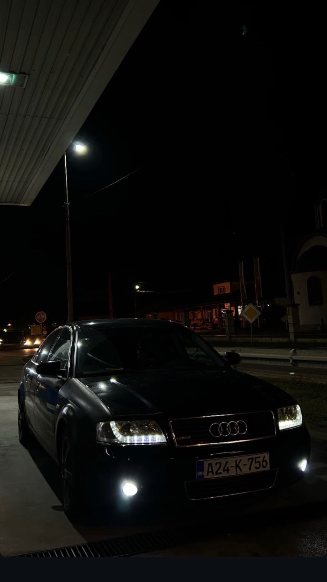 @AUDI SMRTI😈