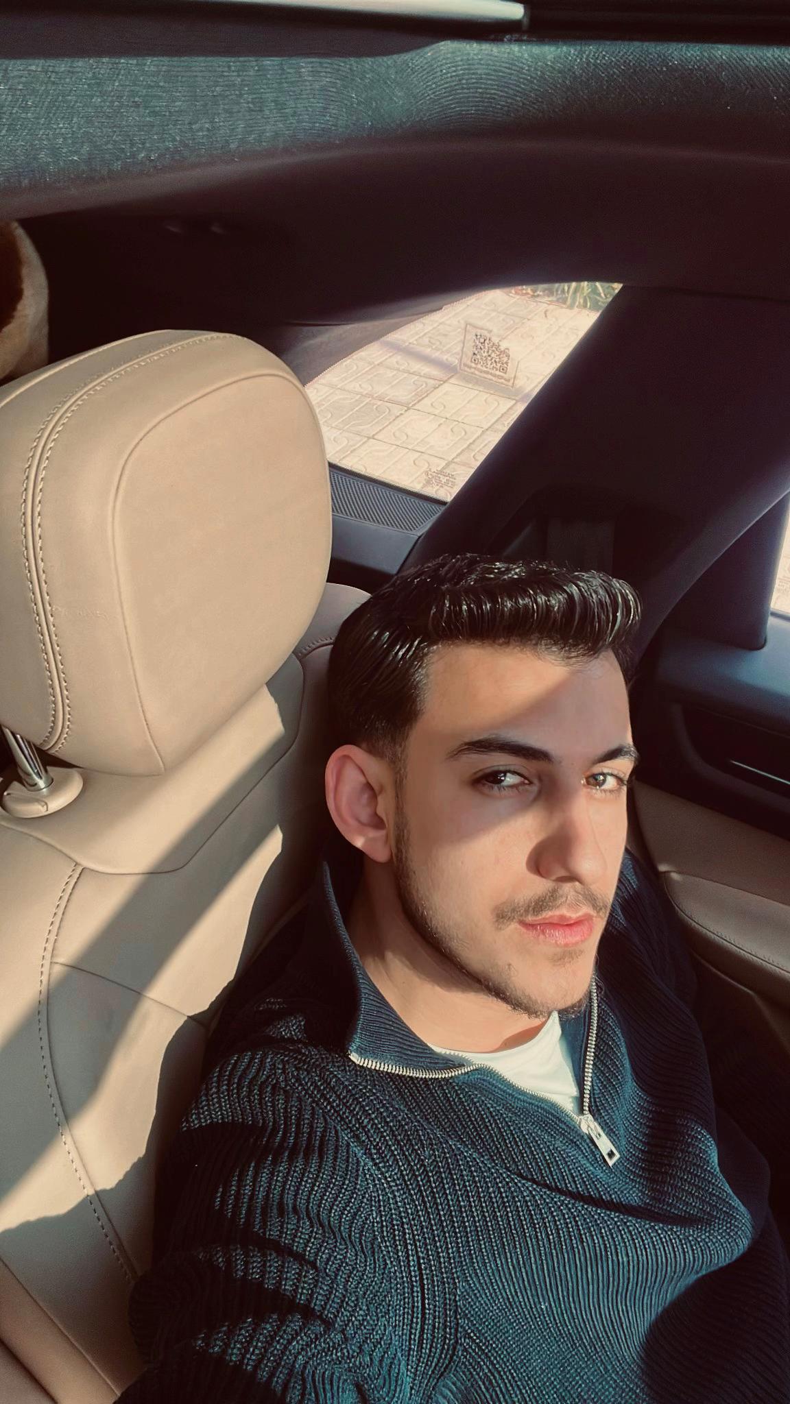 @𝐃𝐊