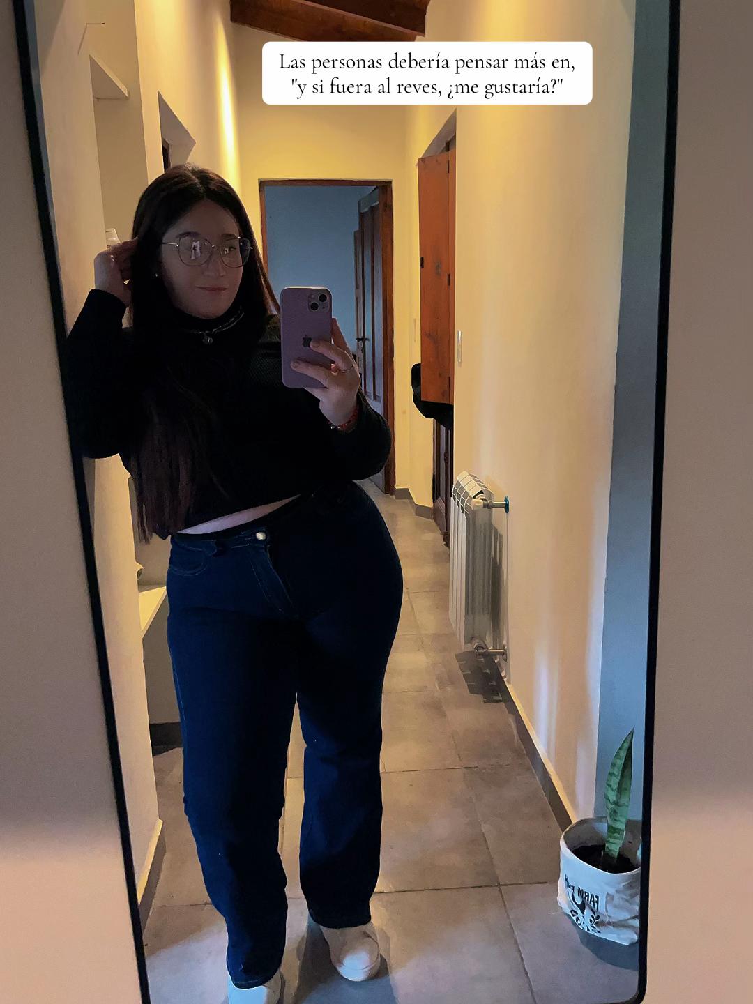 @Vicky🦋