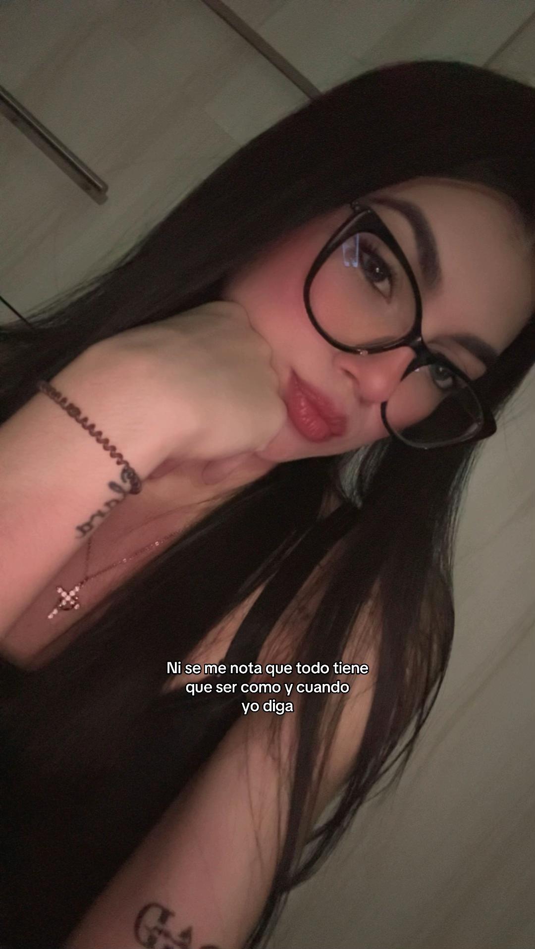 @ℭ𝔞𝔯𝔬𝔩𝔞𝔦𝔫🪽