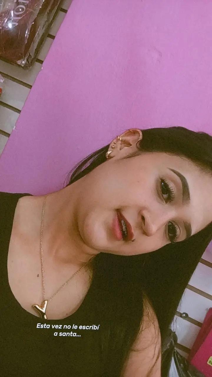 @𝒴