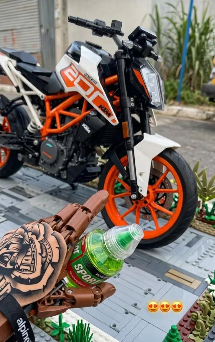 @DUKE GÓMEZ 81