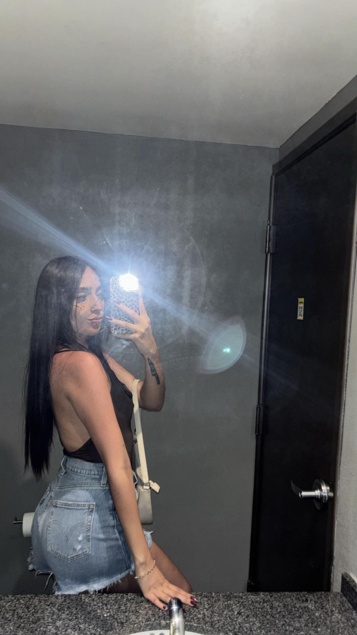 @Vanessa