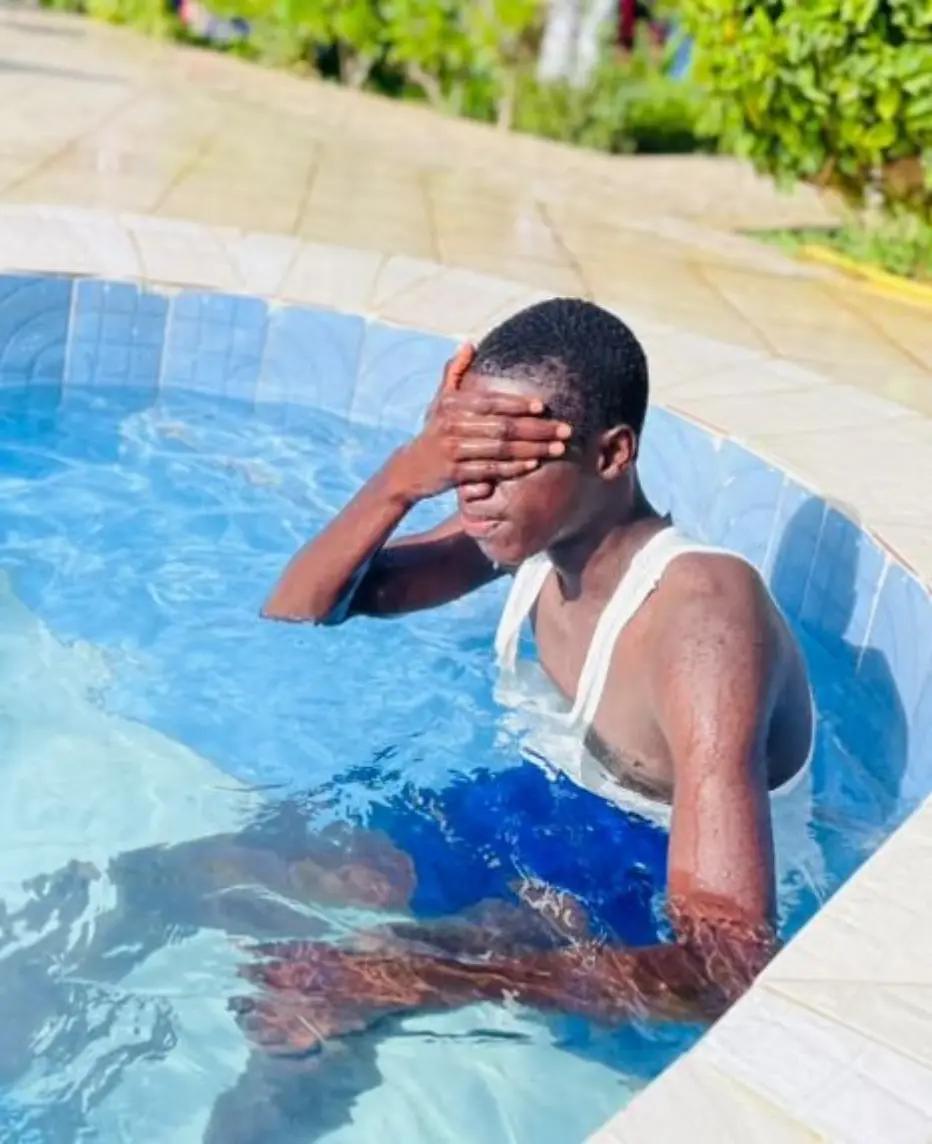 @Enzodarboe885