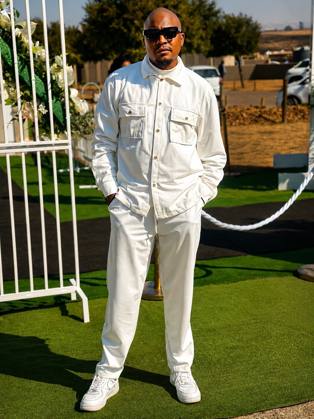 @Ofentse Lebaba