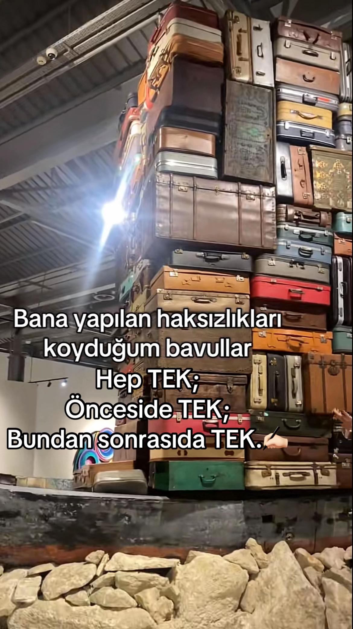 @DARK