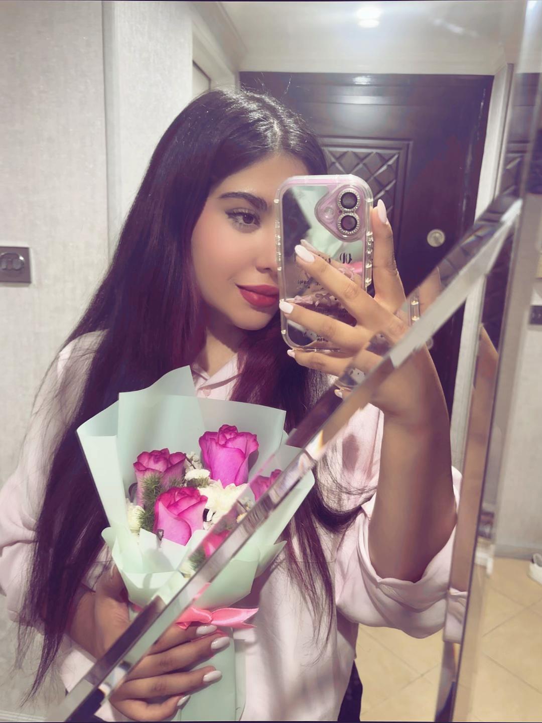 @Soorina_pr