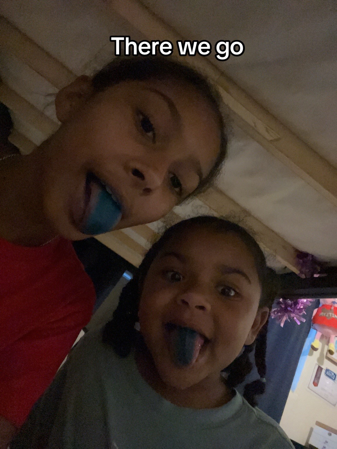 @Kaitlyn ❤️💙🇩🇴🇩🇴