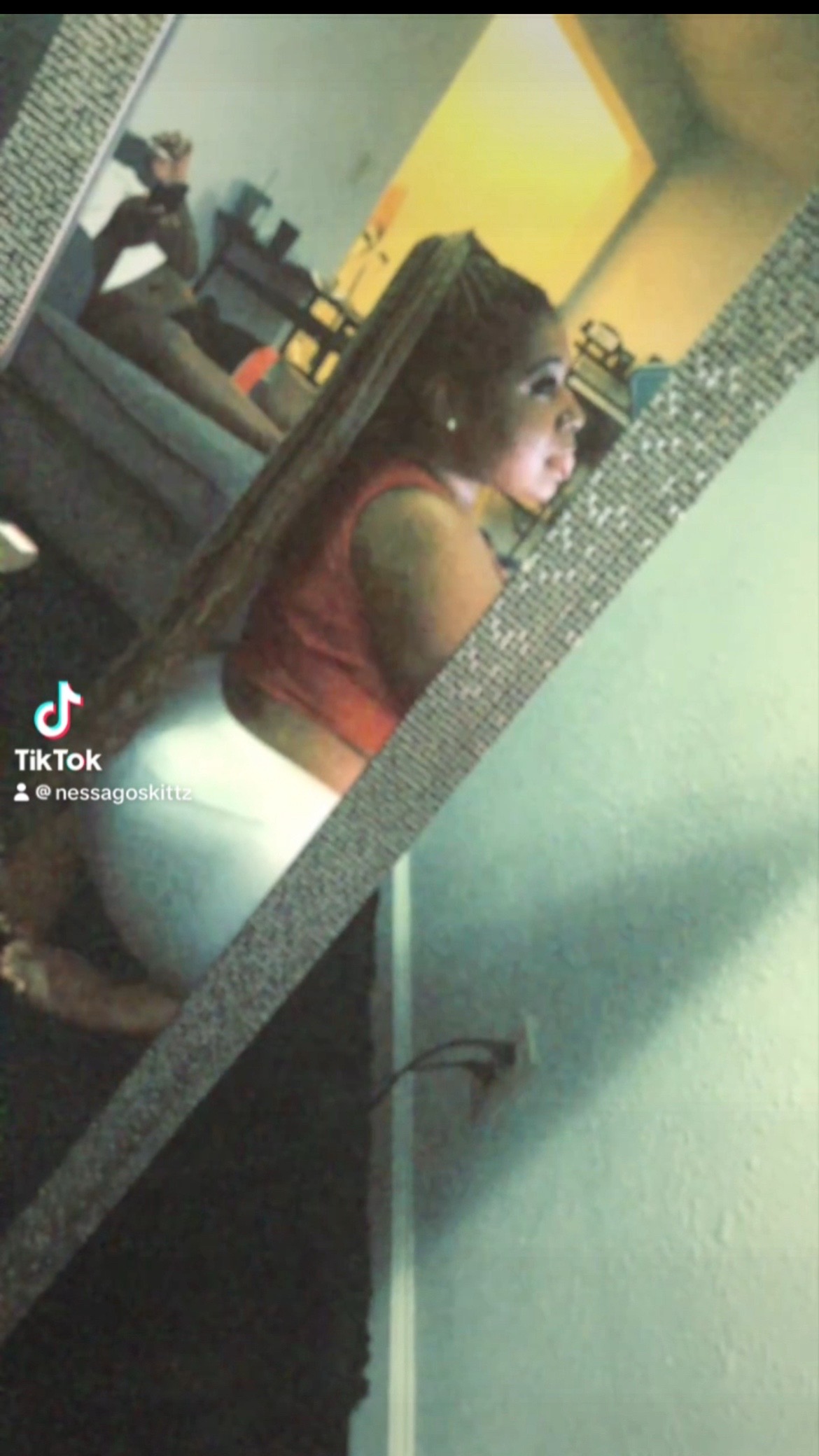@Nessagoskittz_
