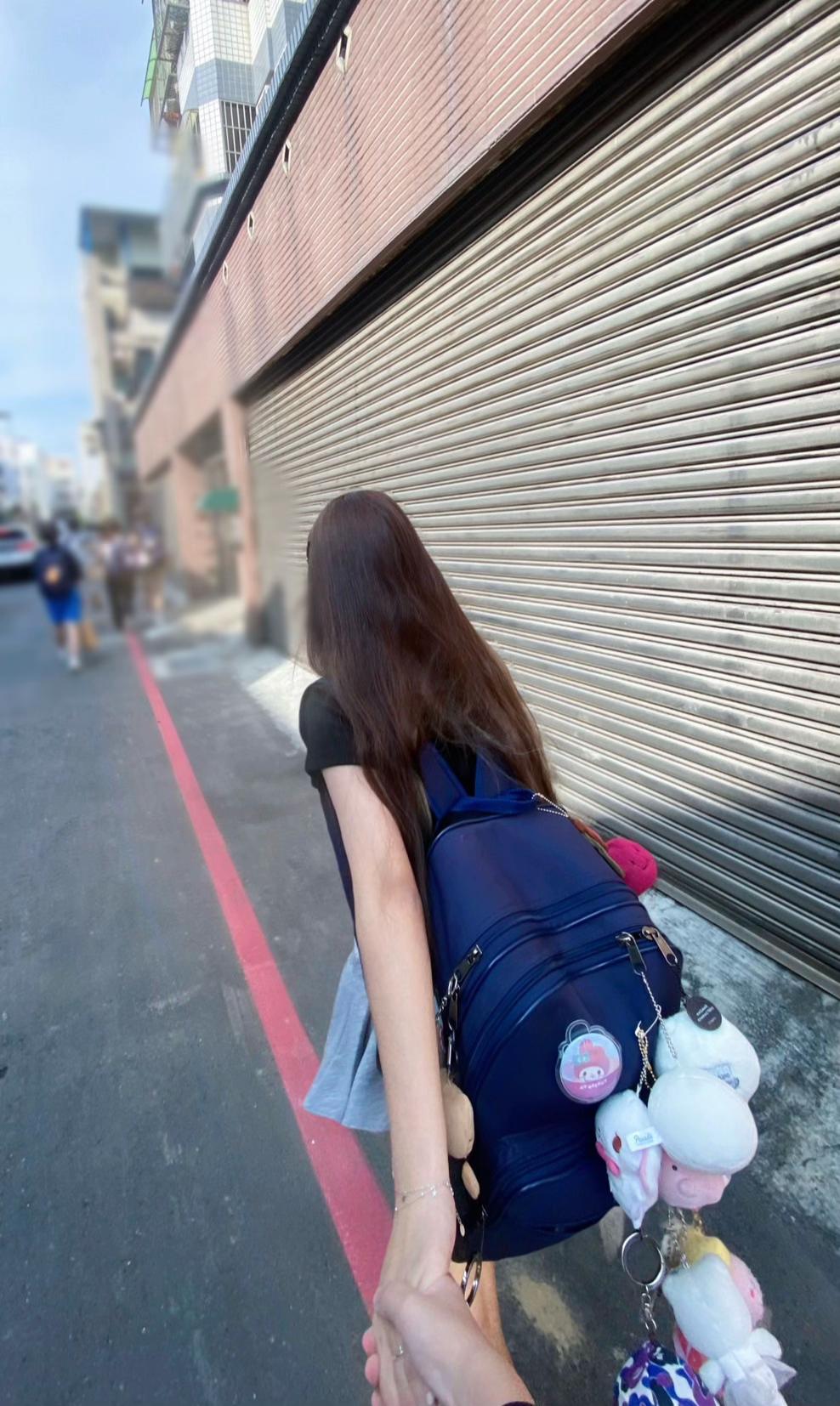 @睡覺睡到一半被口水嗆到