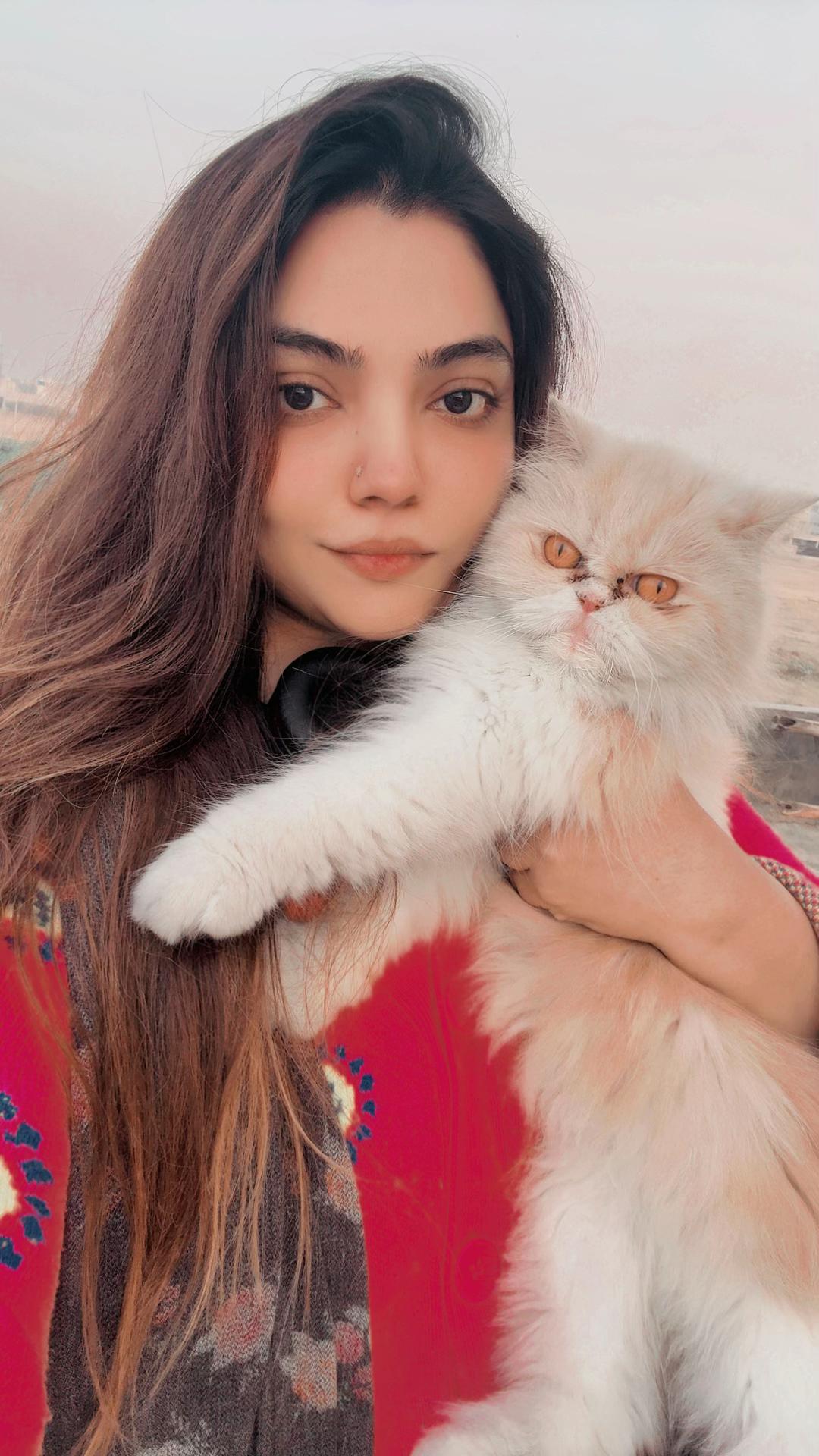 @سارہ وقار👑