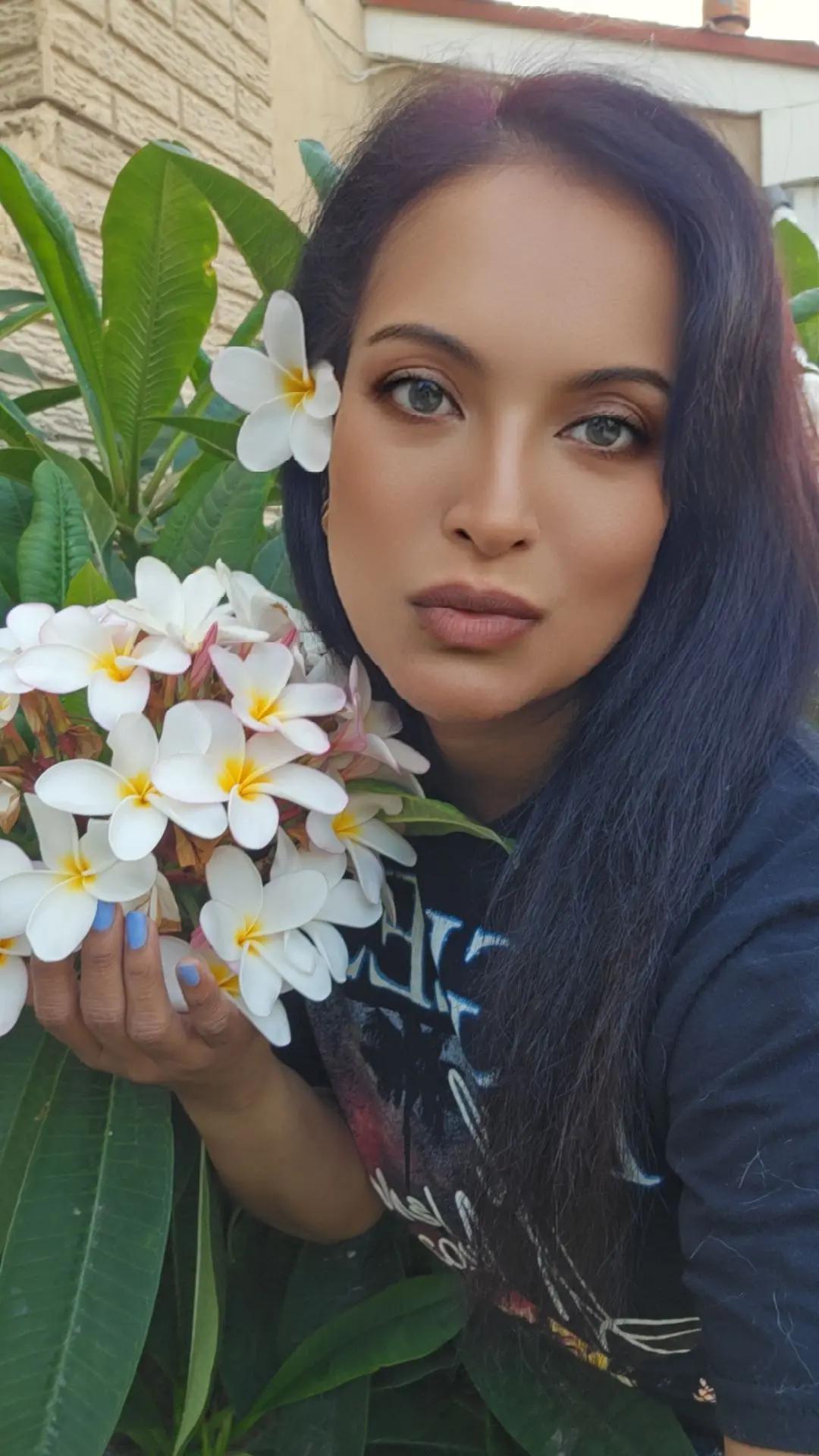 @SunalieRatnayake 🇱🇰🇺🇲