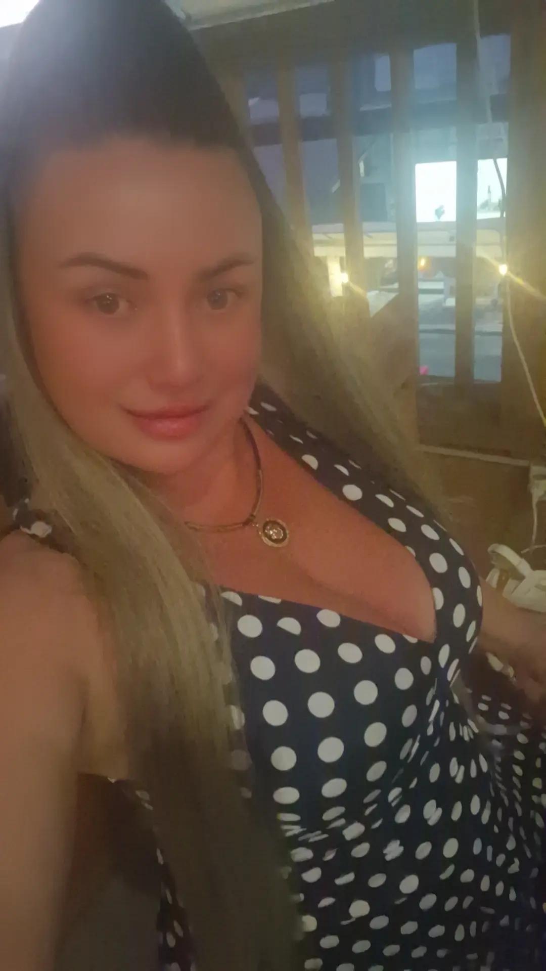 @Gorgeous woman💣