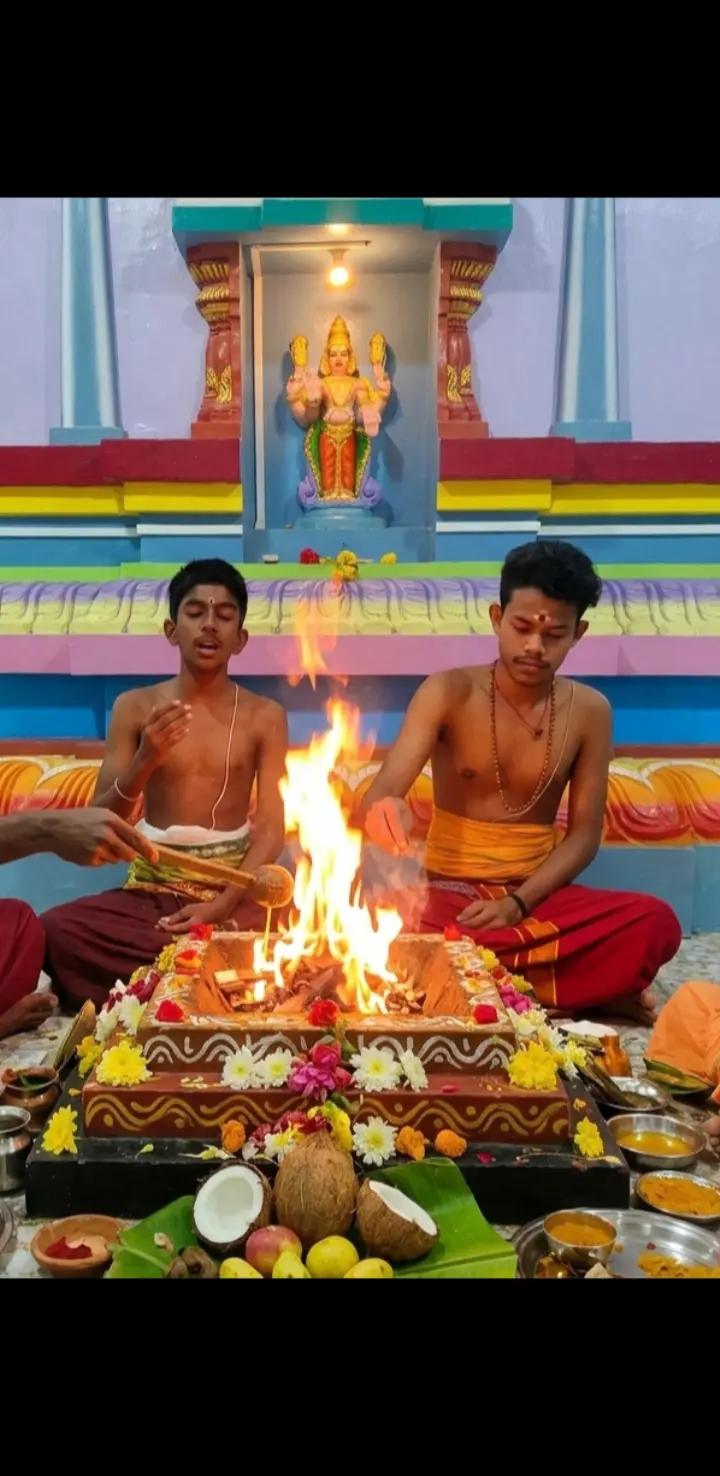 @சிவ ஸ்ரீ  குருக்கள்