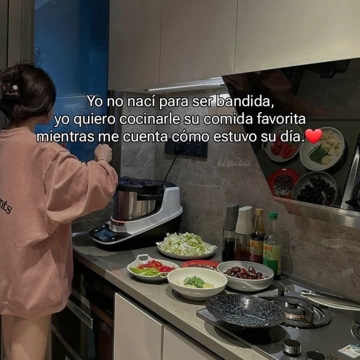 @•~•