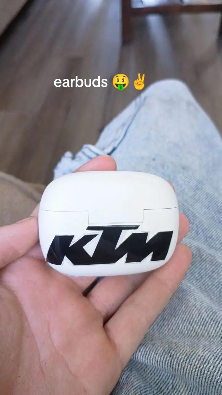 @tangy penis or smth✌️