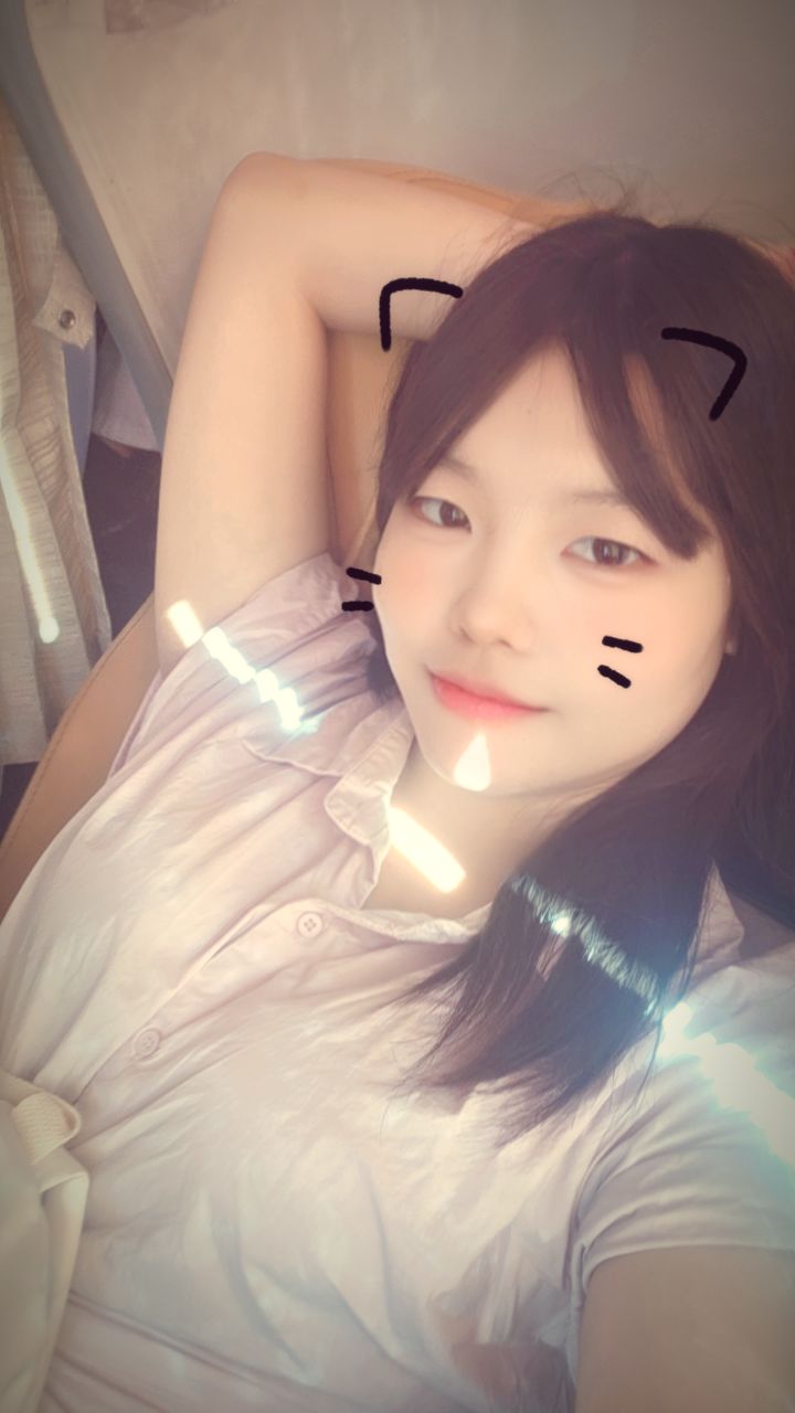 @다현