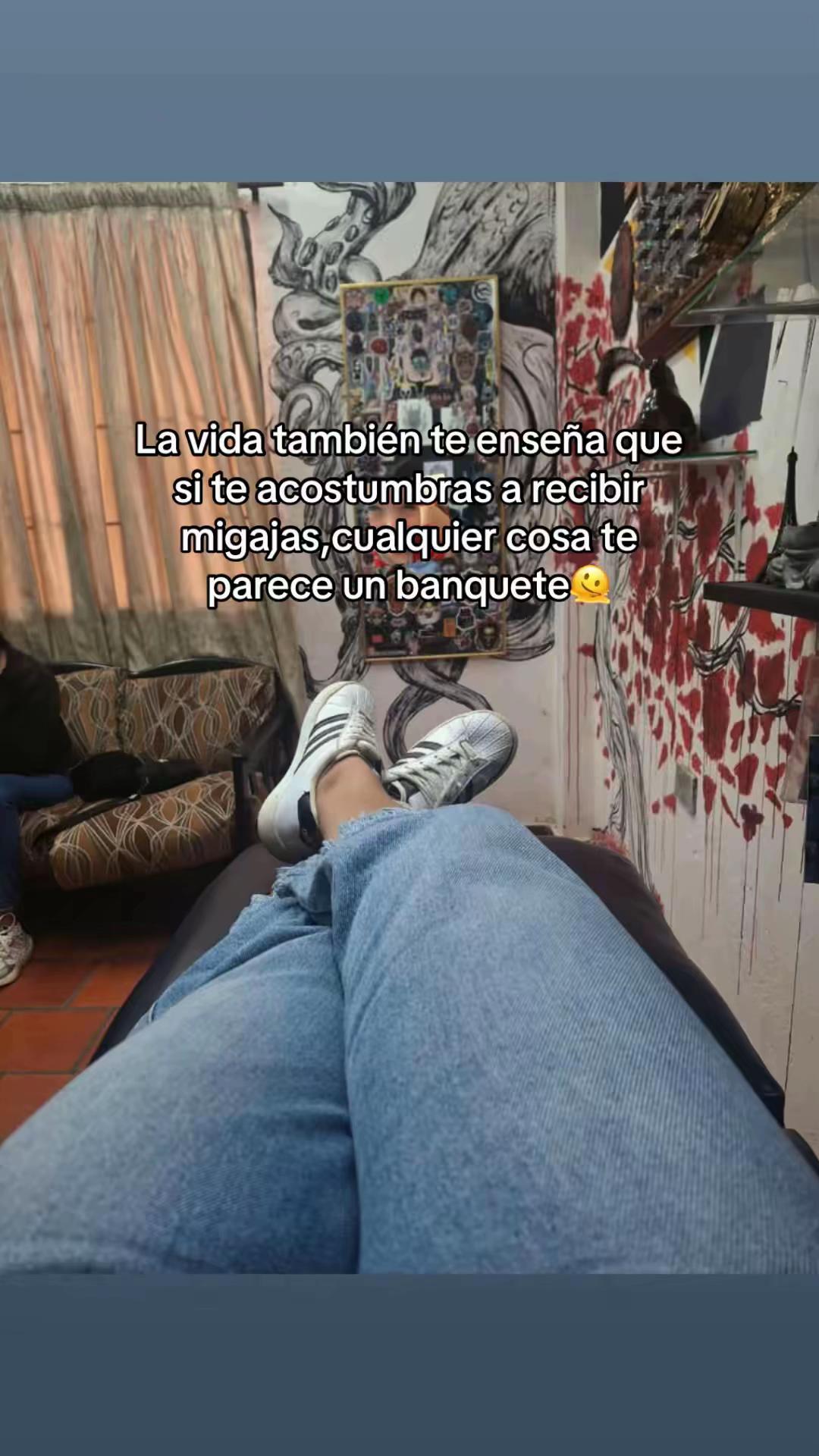 @Dania🦋