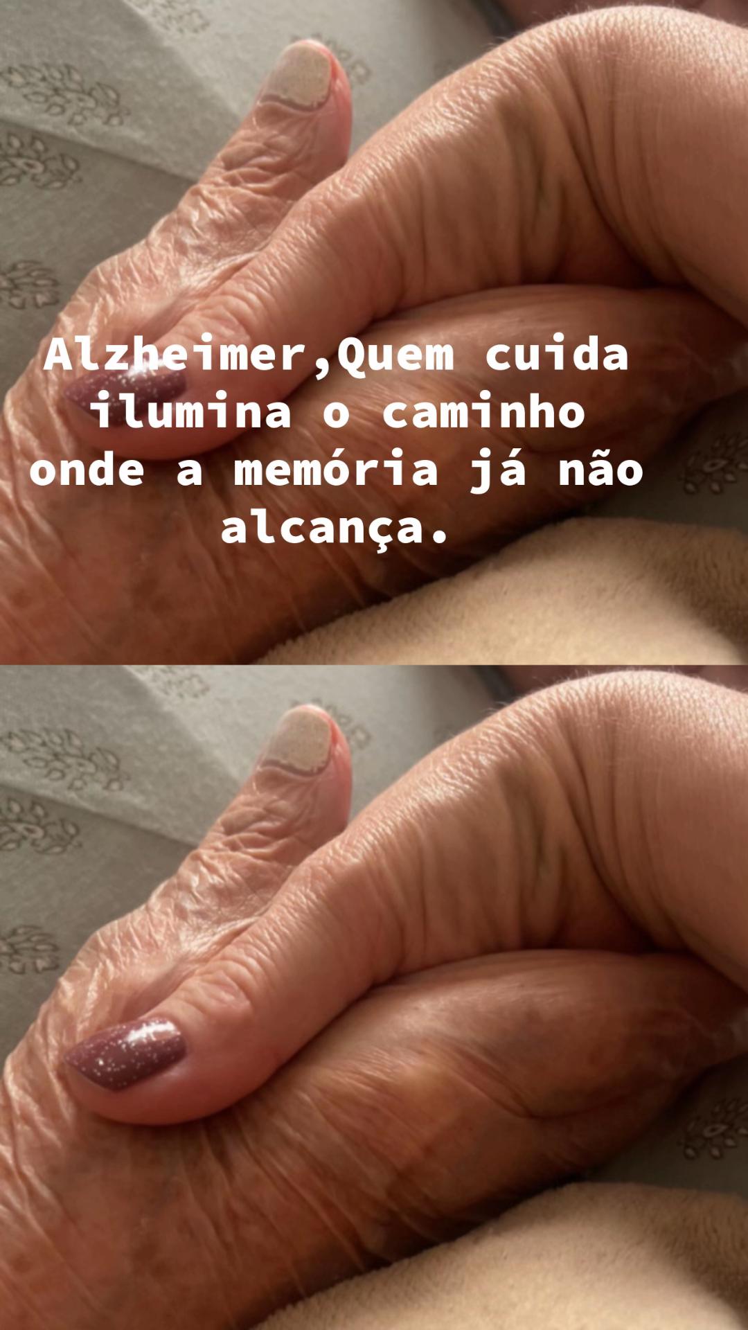 @Elly