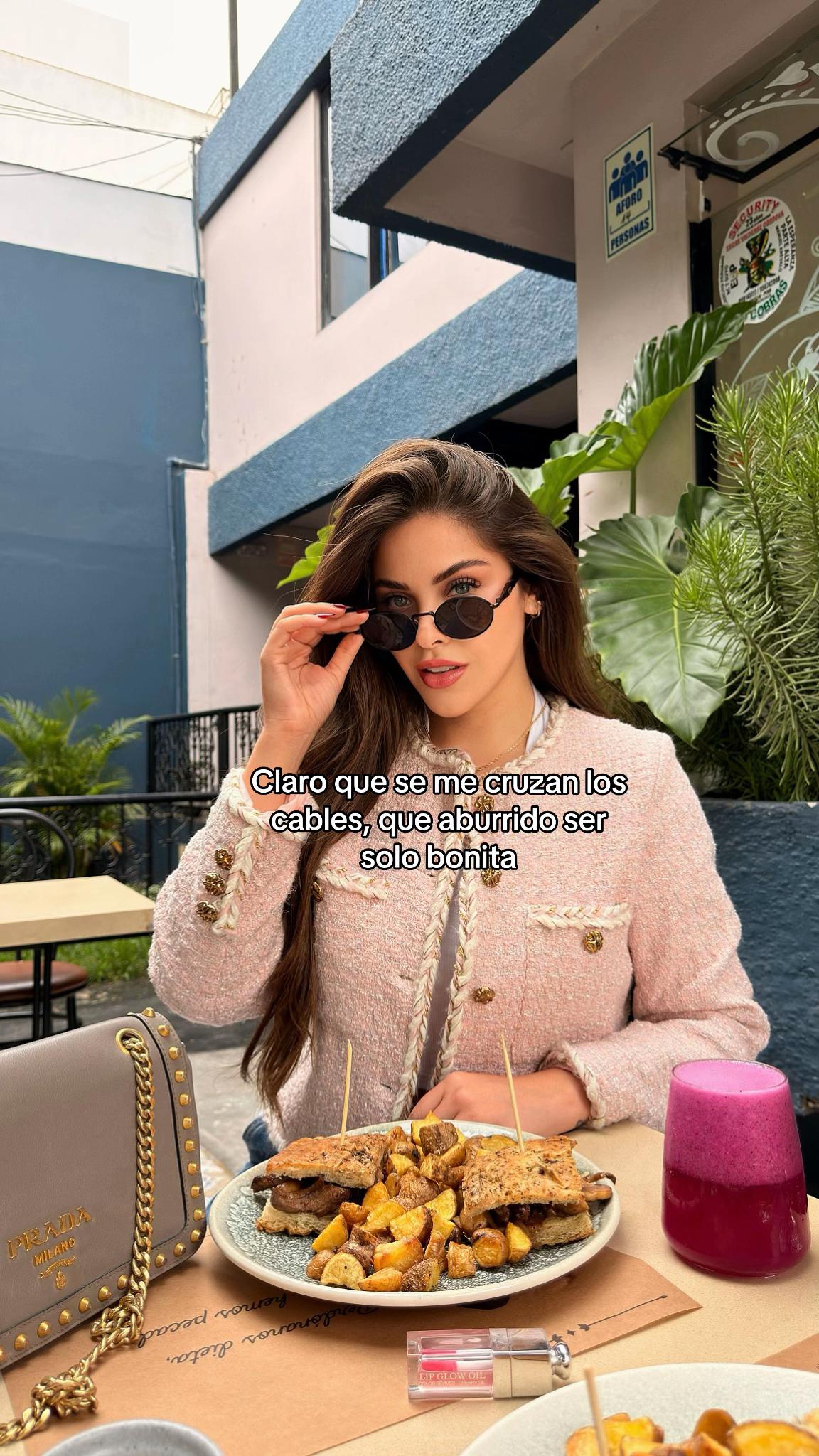 @Geraldine Pelaez 🦂