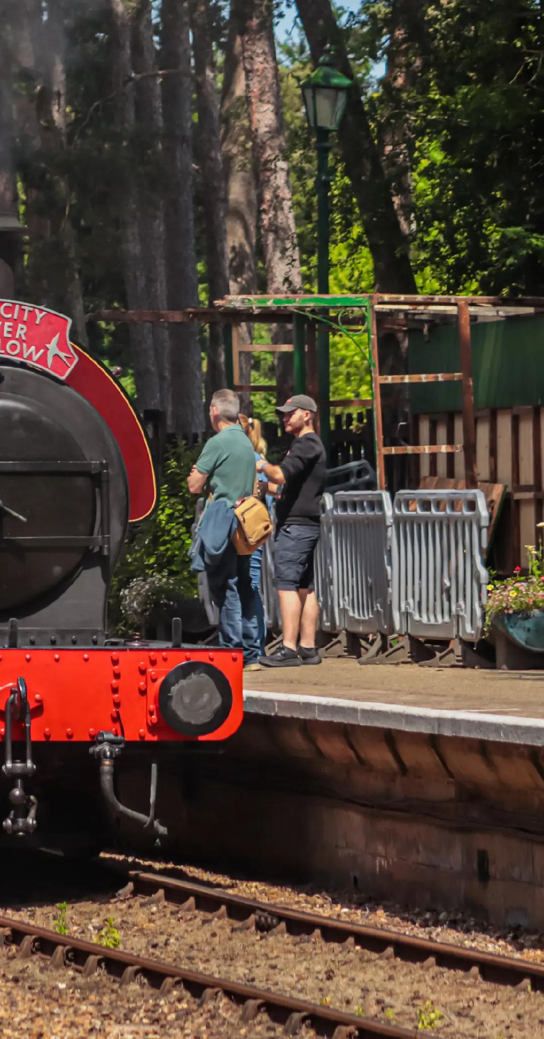 @LynnRailUK